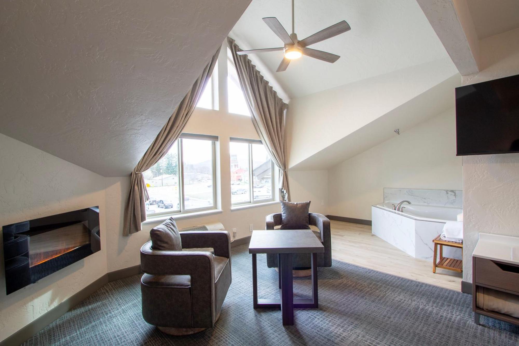 Cedar Street Hotel & Suites Sandpoint Bagian luar foto